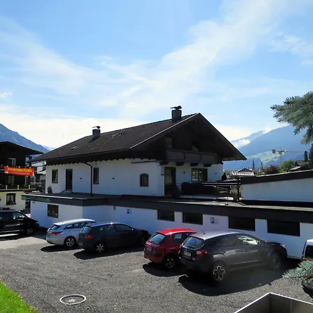 Bergart By Interhome Apartman