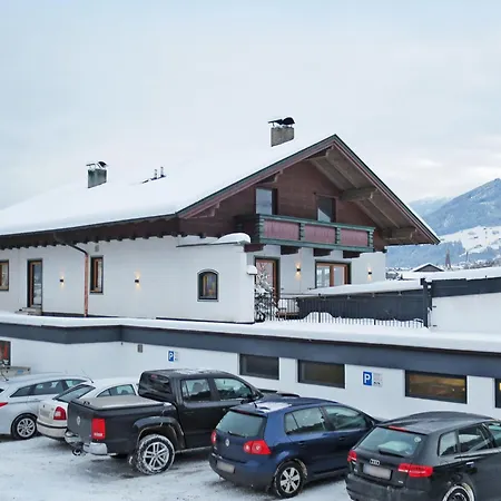 Bergart By Interhome Apartman